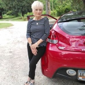 Meet your Posher, Donna